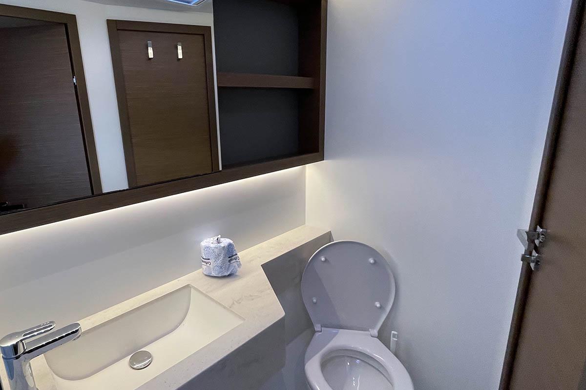 Lagoon 50 - 6 + 1 cab., picture 48