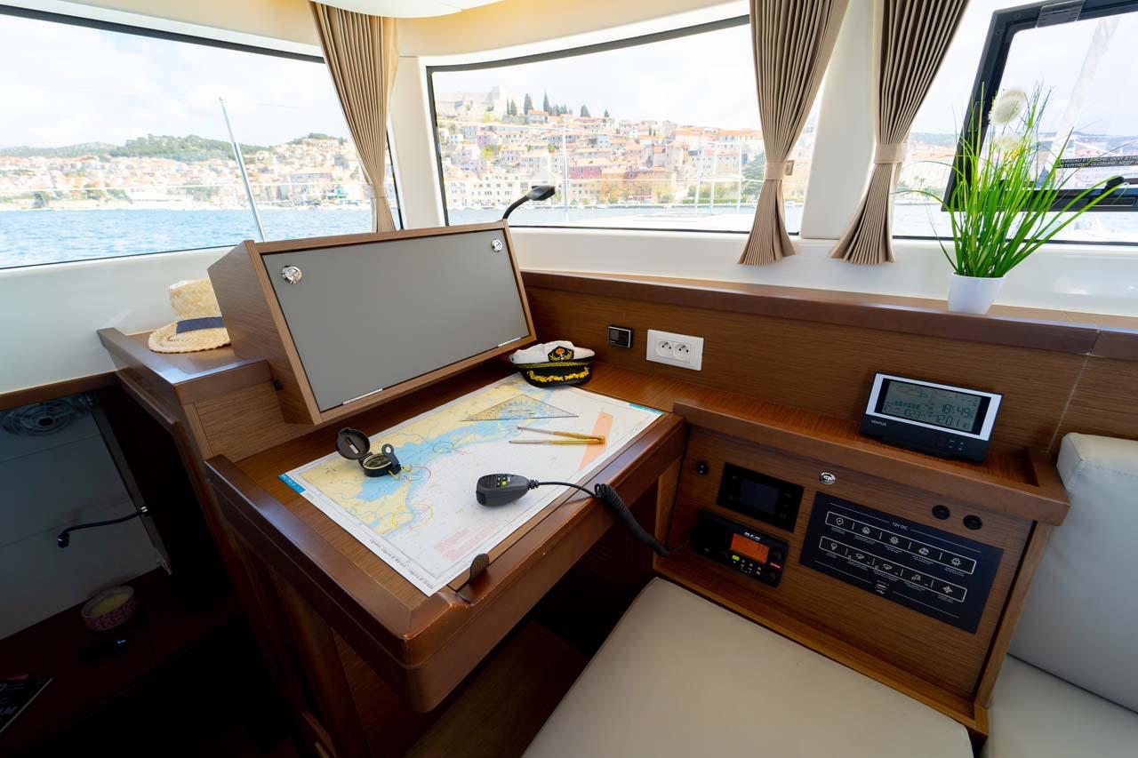 Lagoon 40 - 3 + 2 cab, picture 13