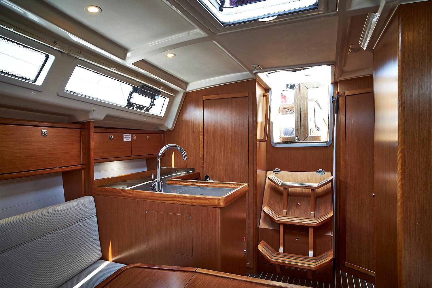 Bavaria Cruiser 34, picture 6