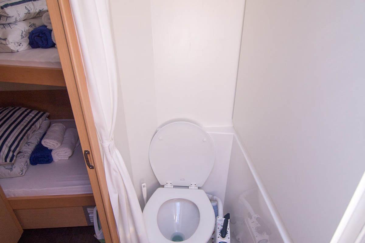 Lagoon 52 F - 6 + 2 cab., picture 25