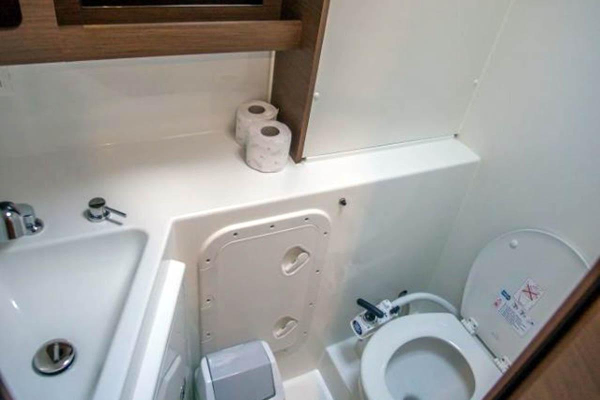 Lagoon 42 - 4 + 2 cab., picture 14