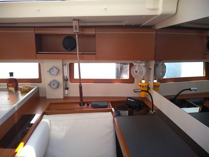 Oceanis 51.1 - 5 + 1 cab., picture 15