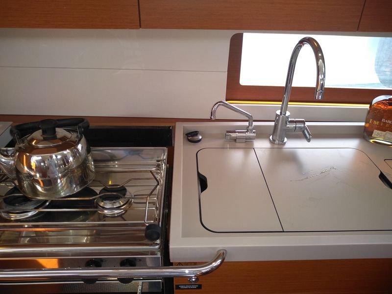 Oceanis 51.1 - 5 + 1 cab., picture 19