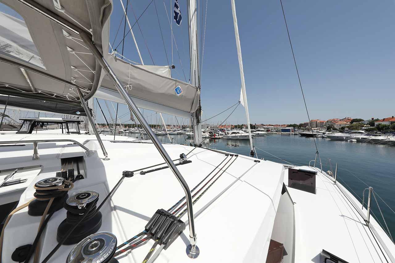 Fountaine Pajot Astrea 42, picture 6