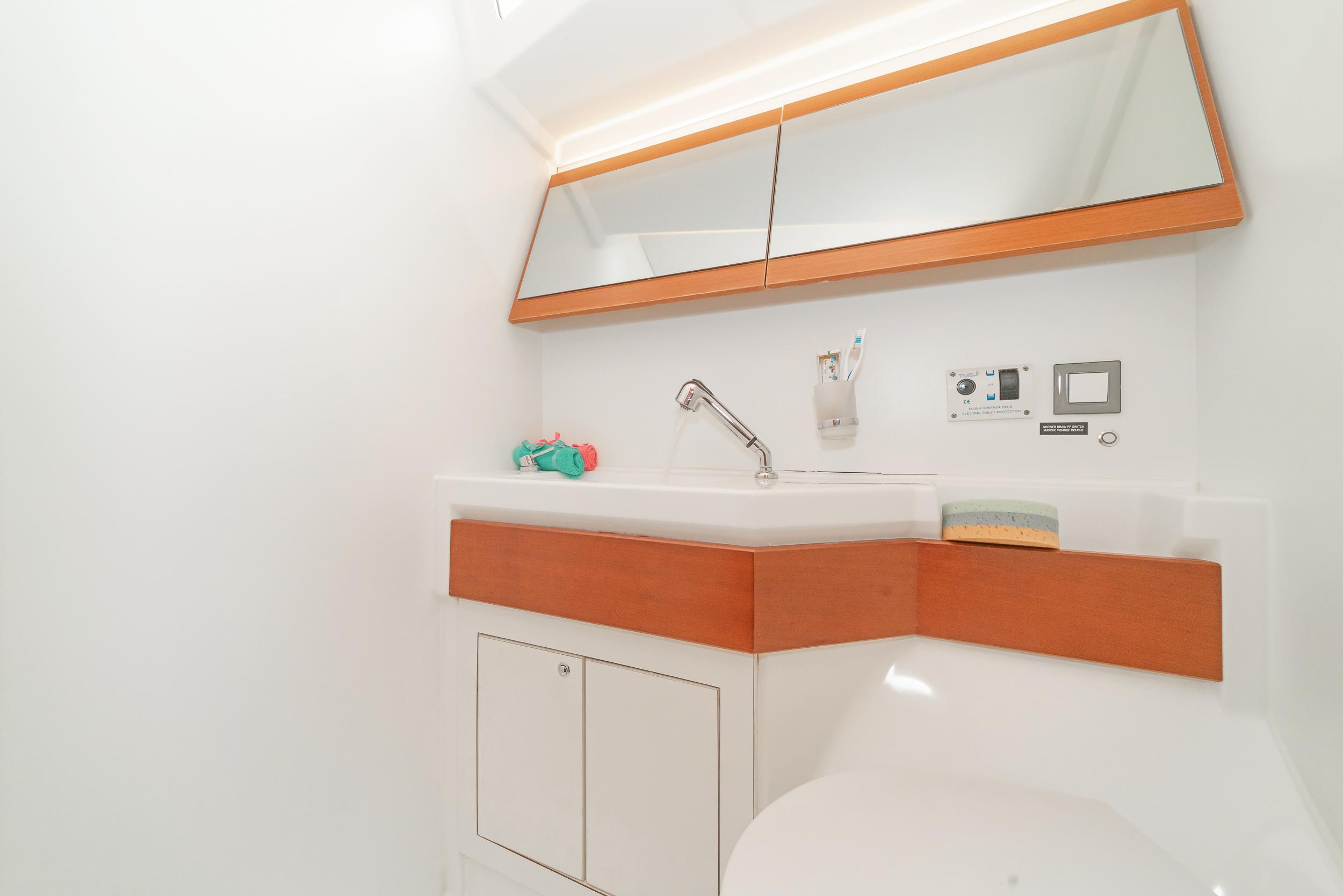 Oceanis 46.1 - 4 cab., picture 6