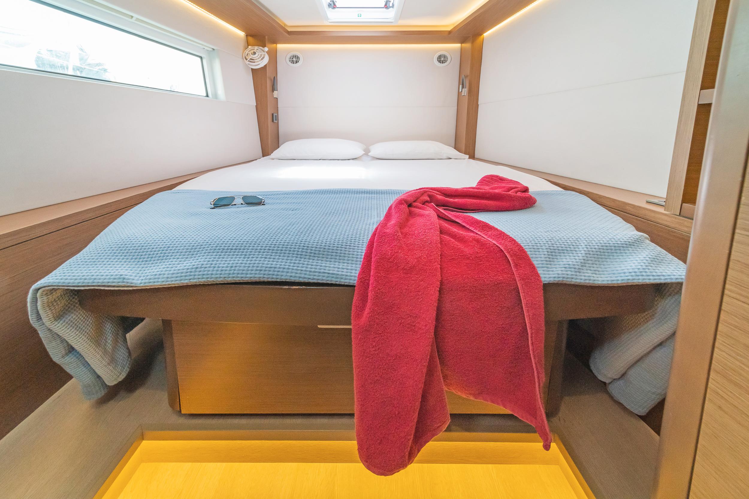 Lagoon 50 - 6 + 2 cab., picture 13