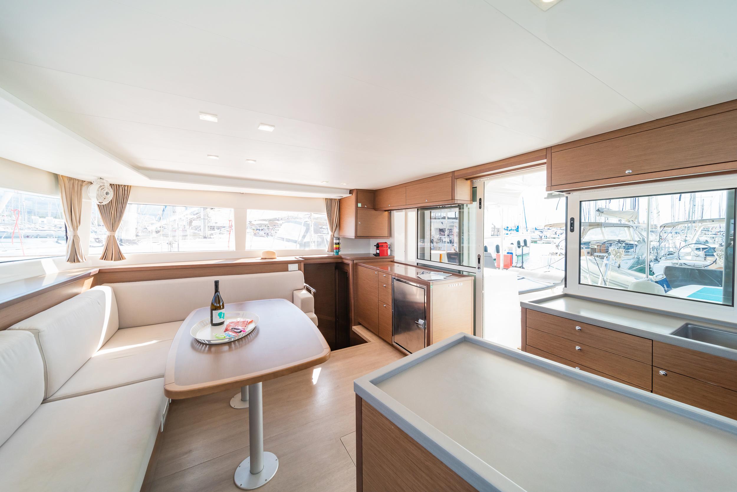 Lagoon 450 F - 4 + 2 cab., picture 17