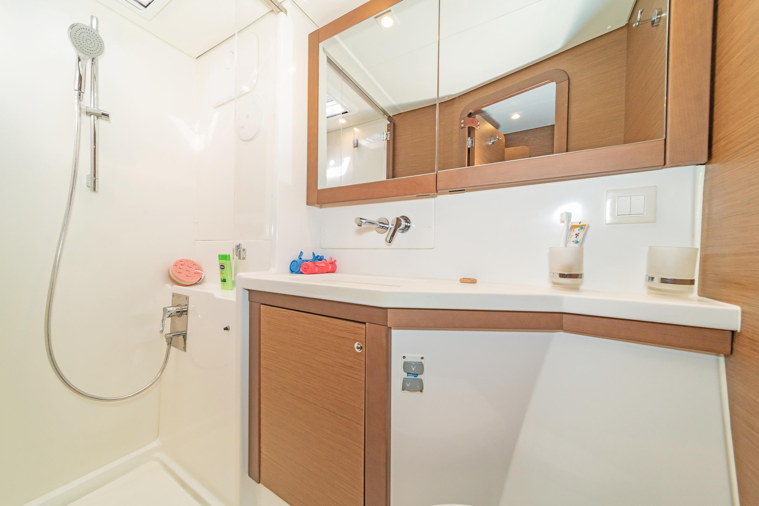 Lagoon 450 F - 4 + 2 cab., picture 21