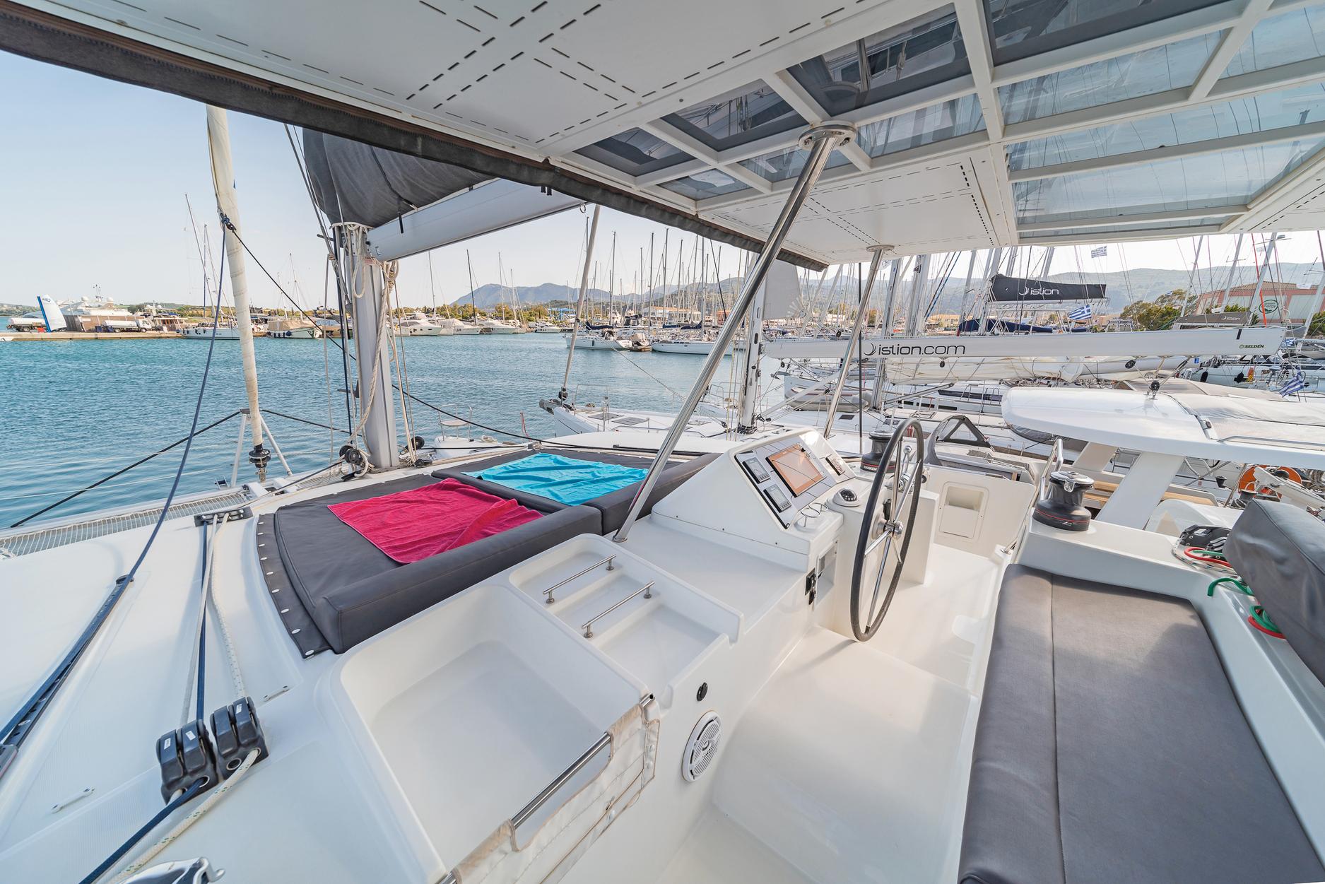 Lagoon 450 F - 4 + 2 cab., picture 9