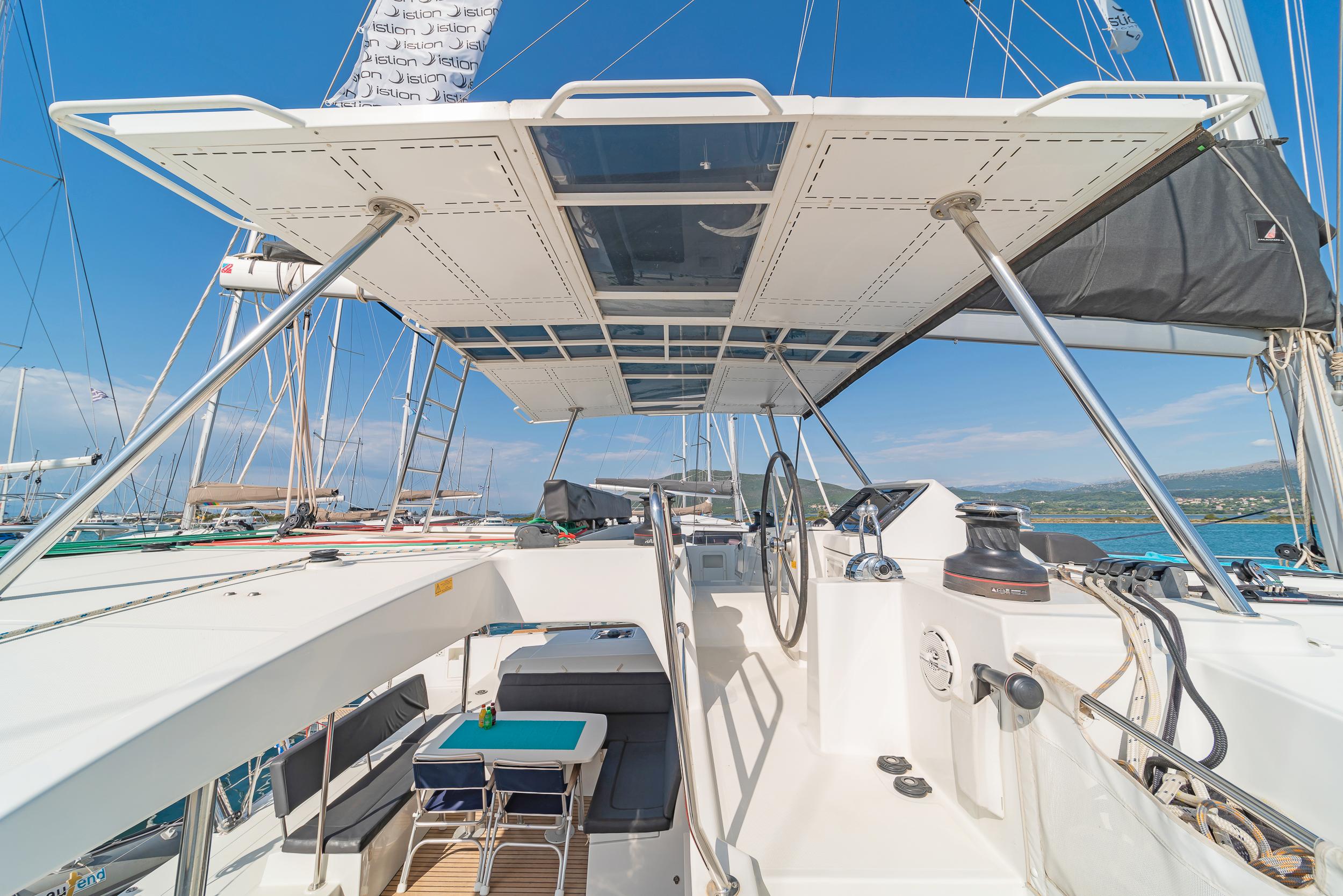 Lagoon 450 F - 4 + 2 cab., picture 8