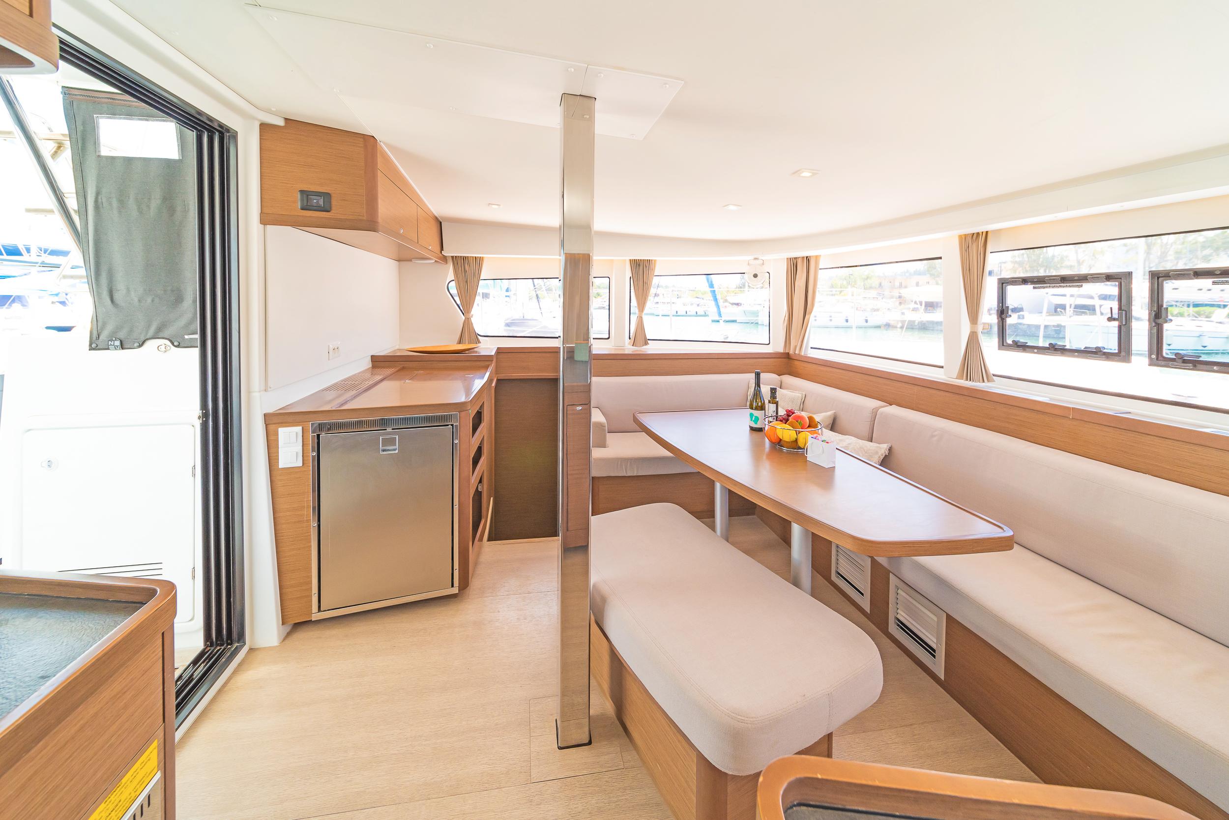 Lagoon 42 - 4 + 2 cab., picture 12