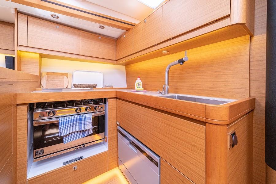 Dufour 520 GL - 3. cab, picture 12