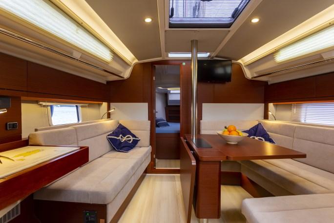 Hanse 388, picture 5