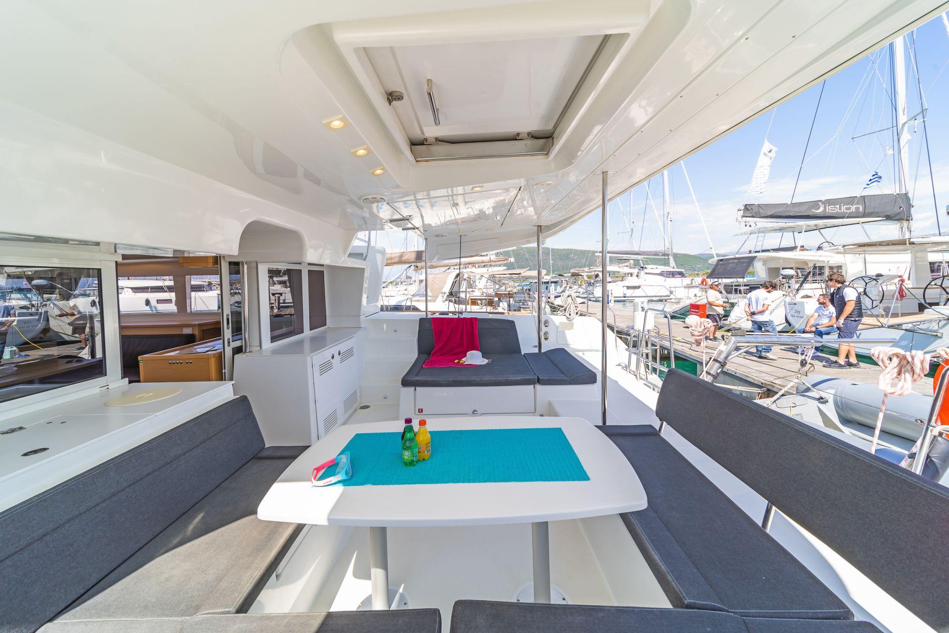 Lagoon 450 F - 4 + 2 cab., picture 10