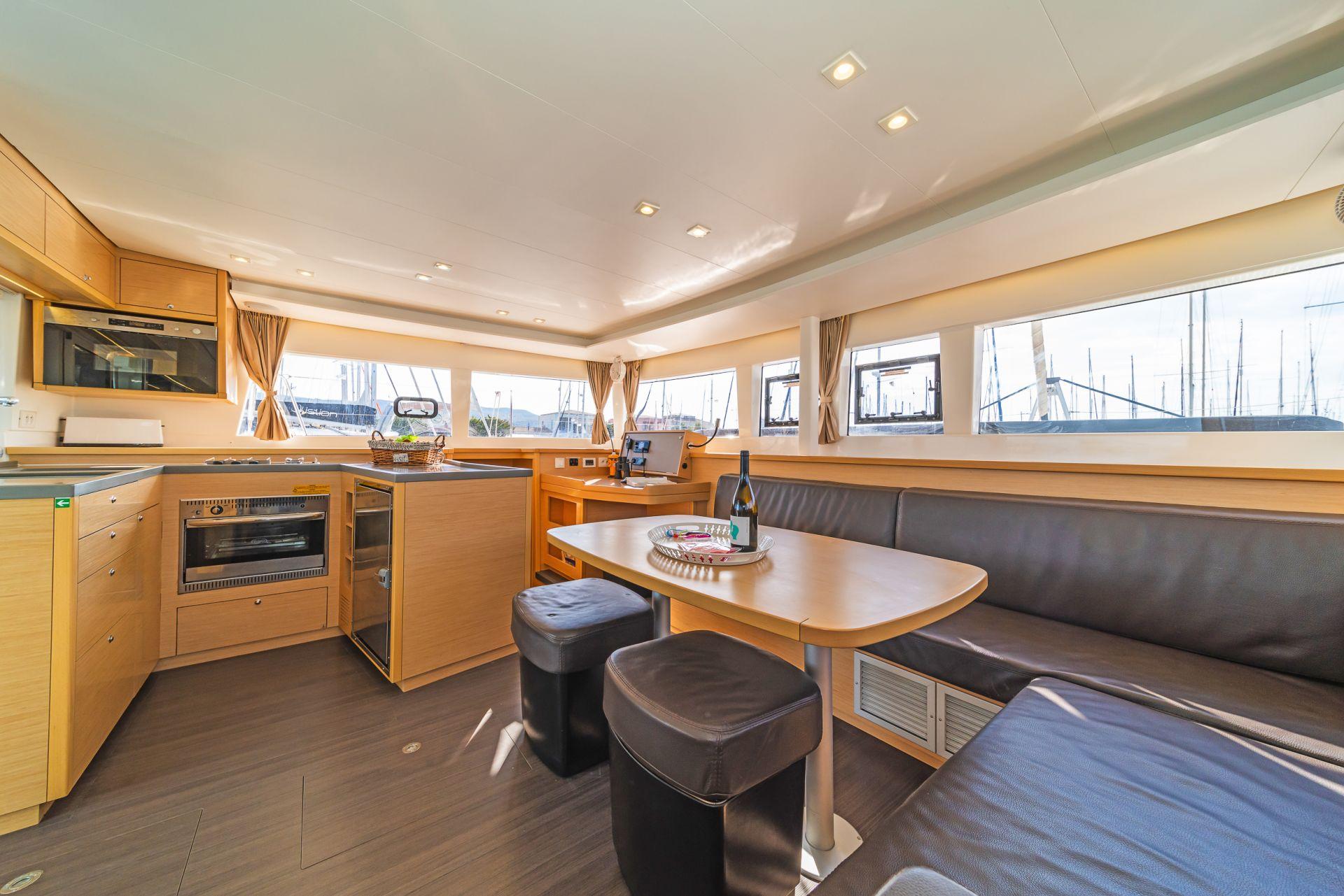 Lagoon 450 F - 4 + 2 cab., picture 13