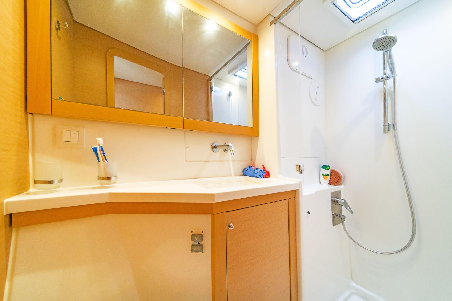 Lagoon 450 F - 4 + 2 cab., picture 17