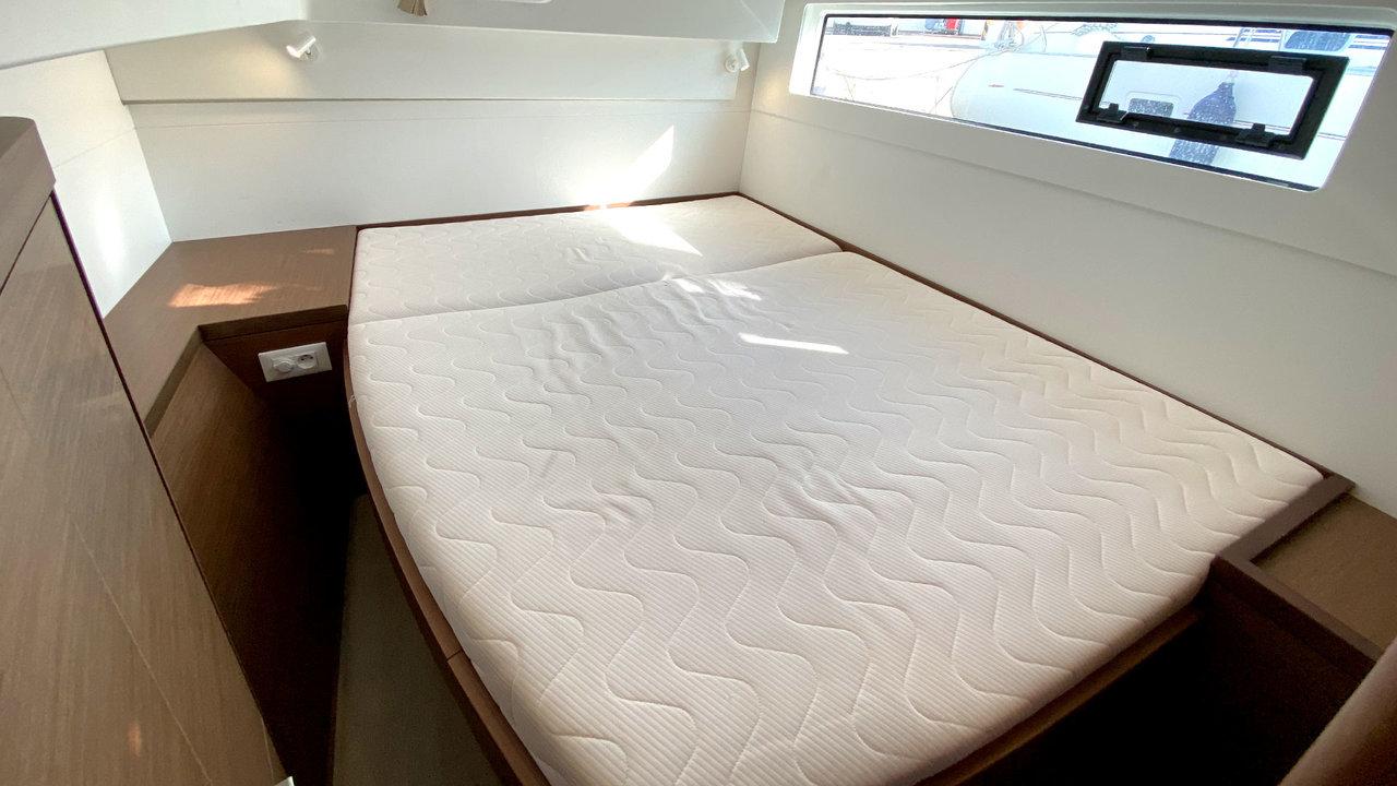 Lagoon 40 - 4 + 1 cab. - Sunrise, picture 23