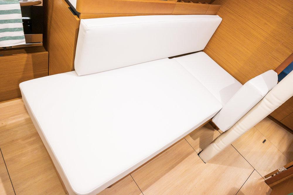 Sun Odyssey 410 - 3 cab., picture 21