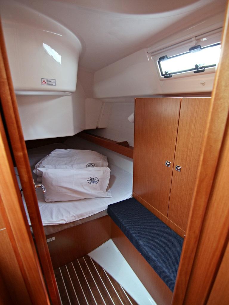Bavaria Cruiser 34, picture 9