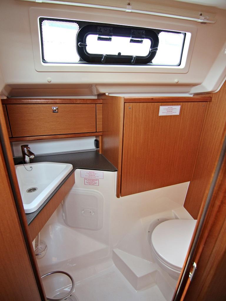 Bavaria Cruiser 34, picture 12