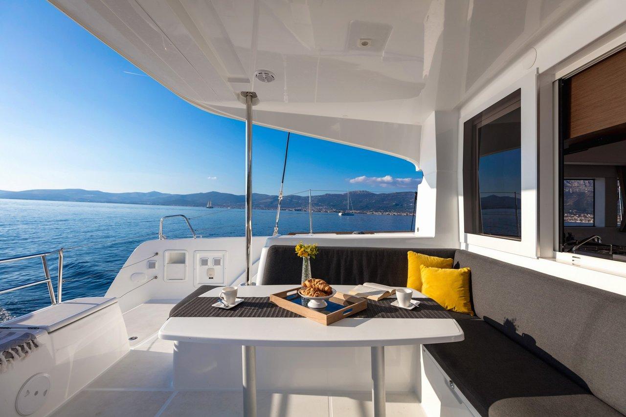 Lagoon 40 - 4 + 2 cab, picture 10