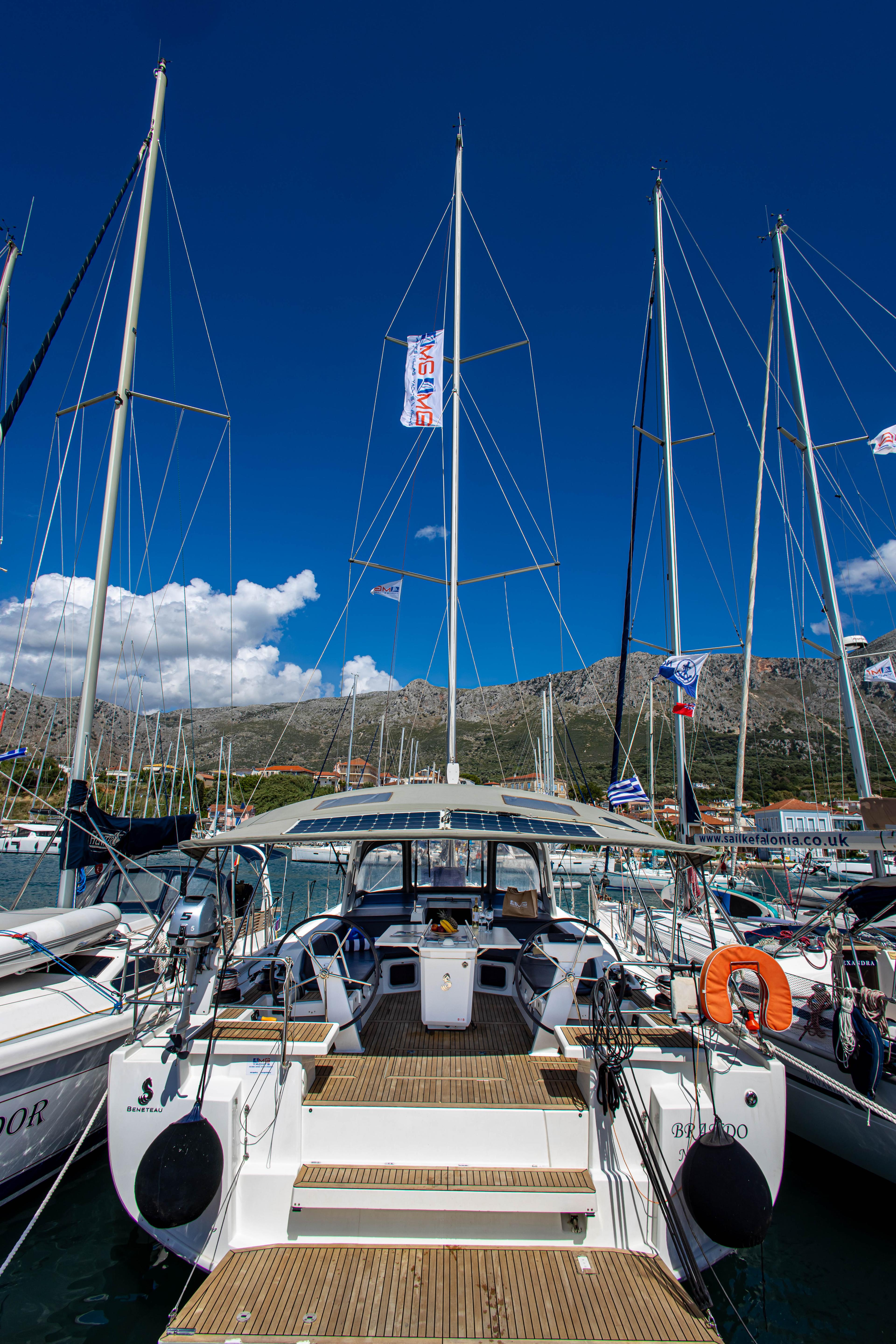 Oceanis 51.1 - 5 + 1 cab., picture 3