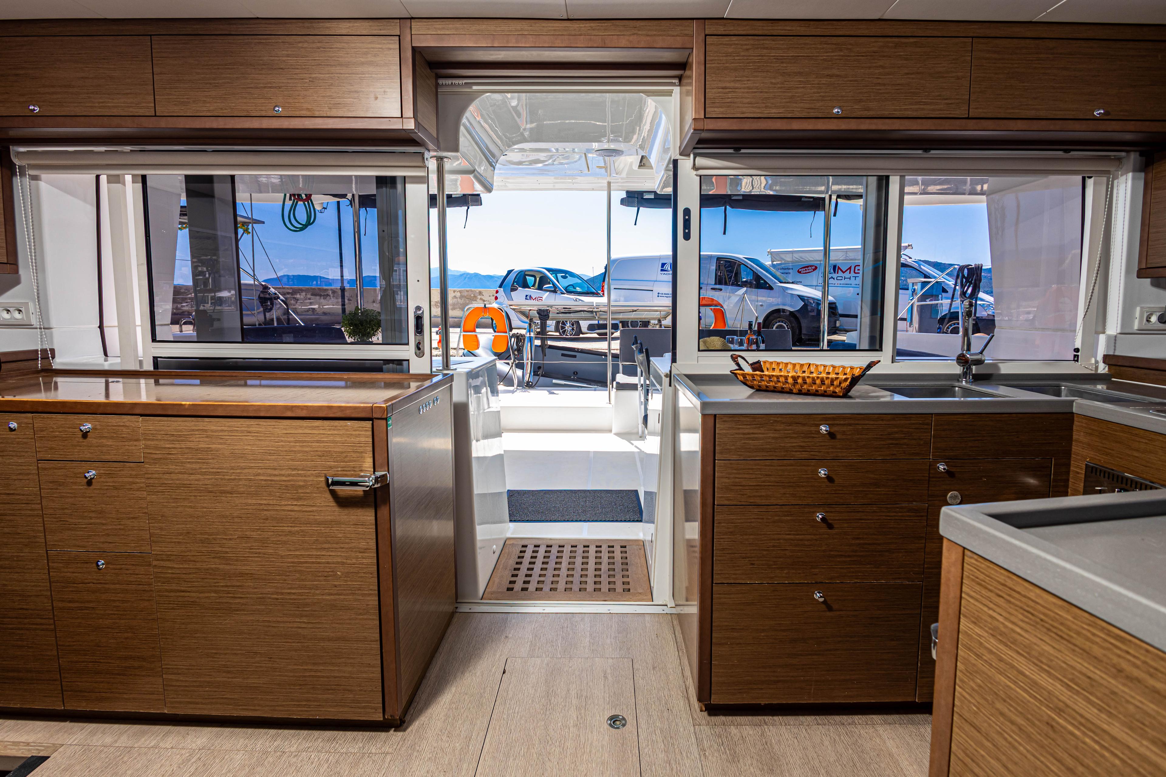 Lagoon 450 F - 4 + 2 cab., picture 17