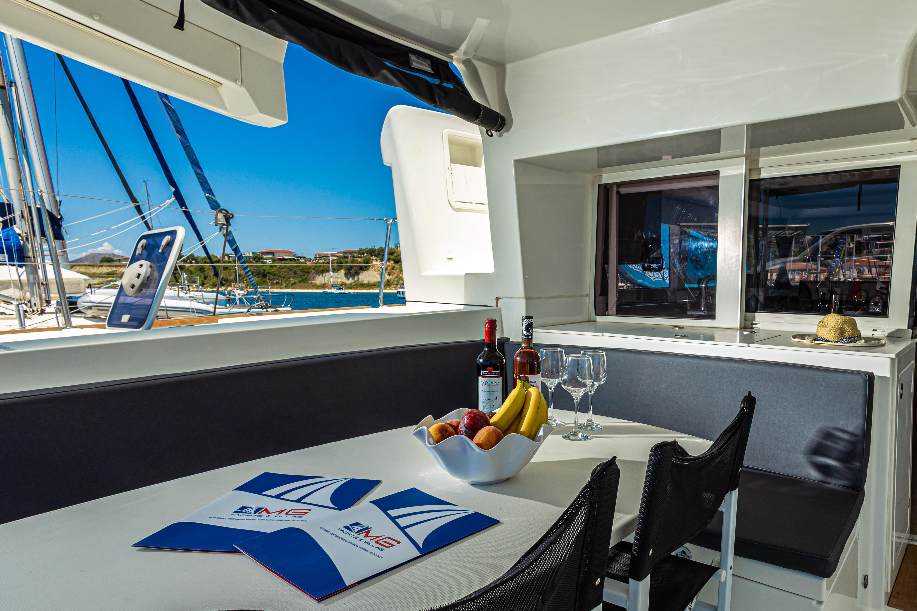 Lagoon 450 F - 4 + 2 cab., picture 5