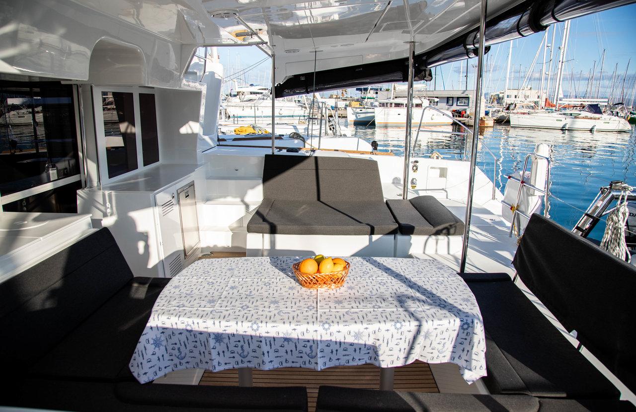 Lagoon 450 F - 4 + 2 cab., picture 8