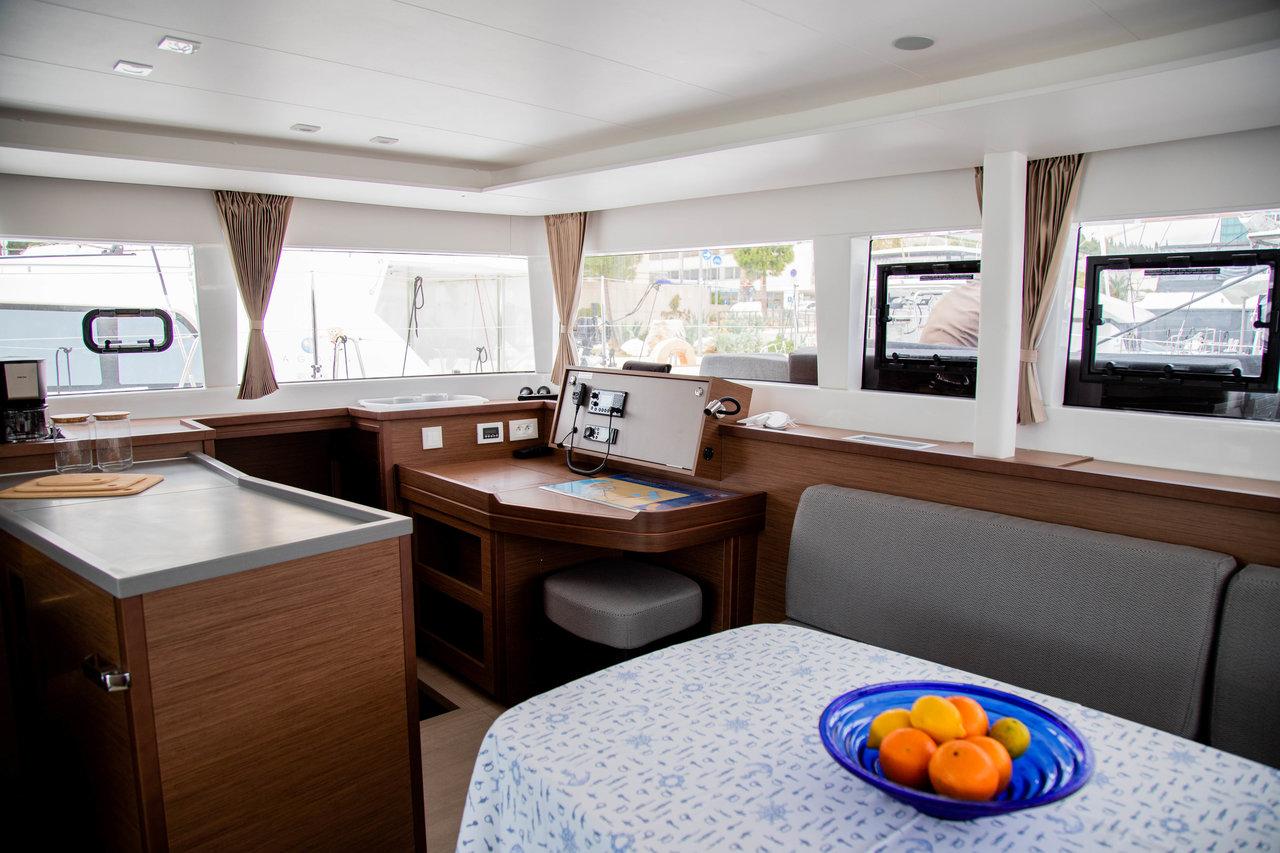 Lagoon 450 F - 4 + 2 cab., picture 13
