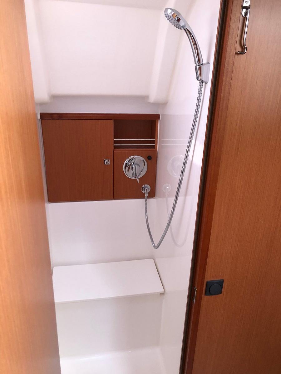 Bavaria Cruiser 51, picture 28