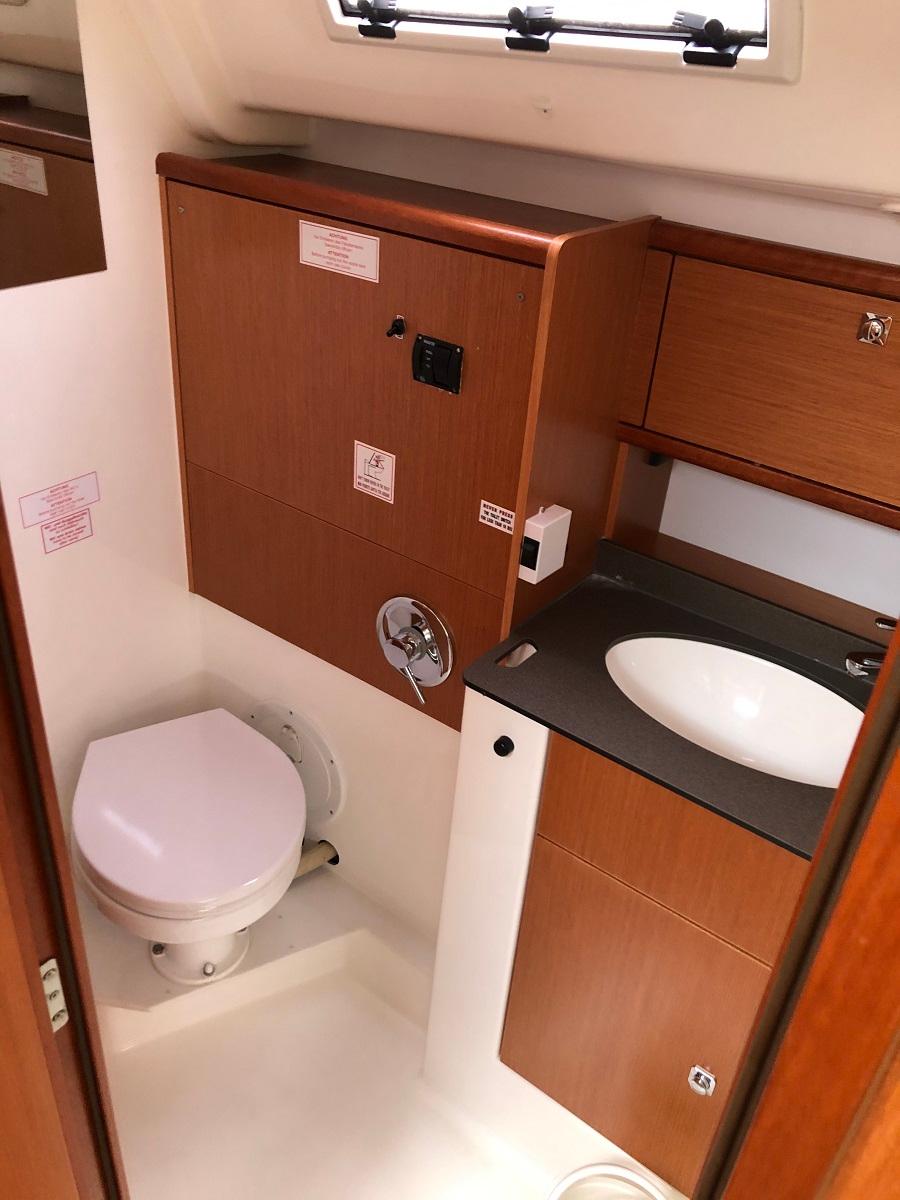 Bavaria Cruiser 51, picture 29