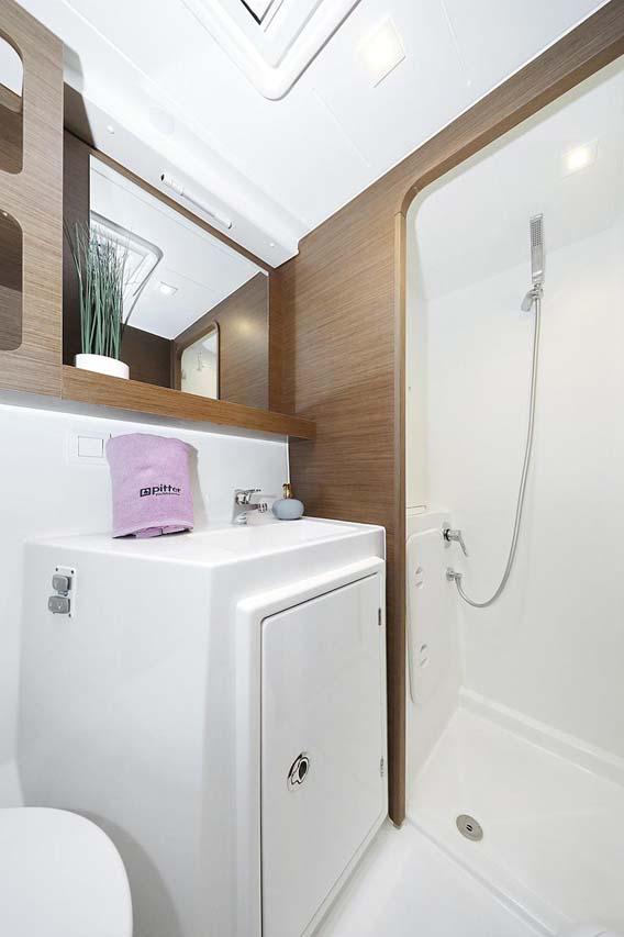 Lagoon 42 - 4 + 2 cab., picture 22