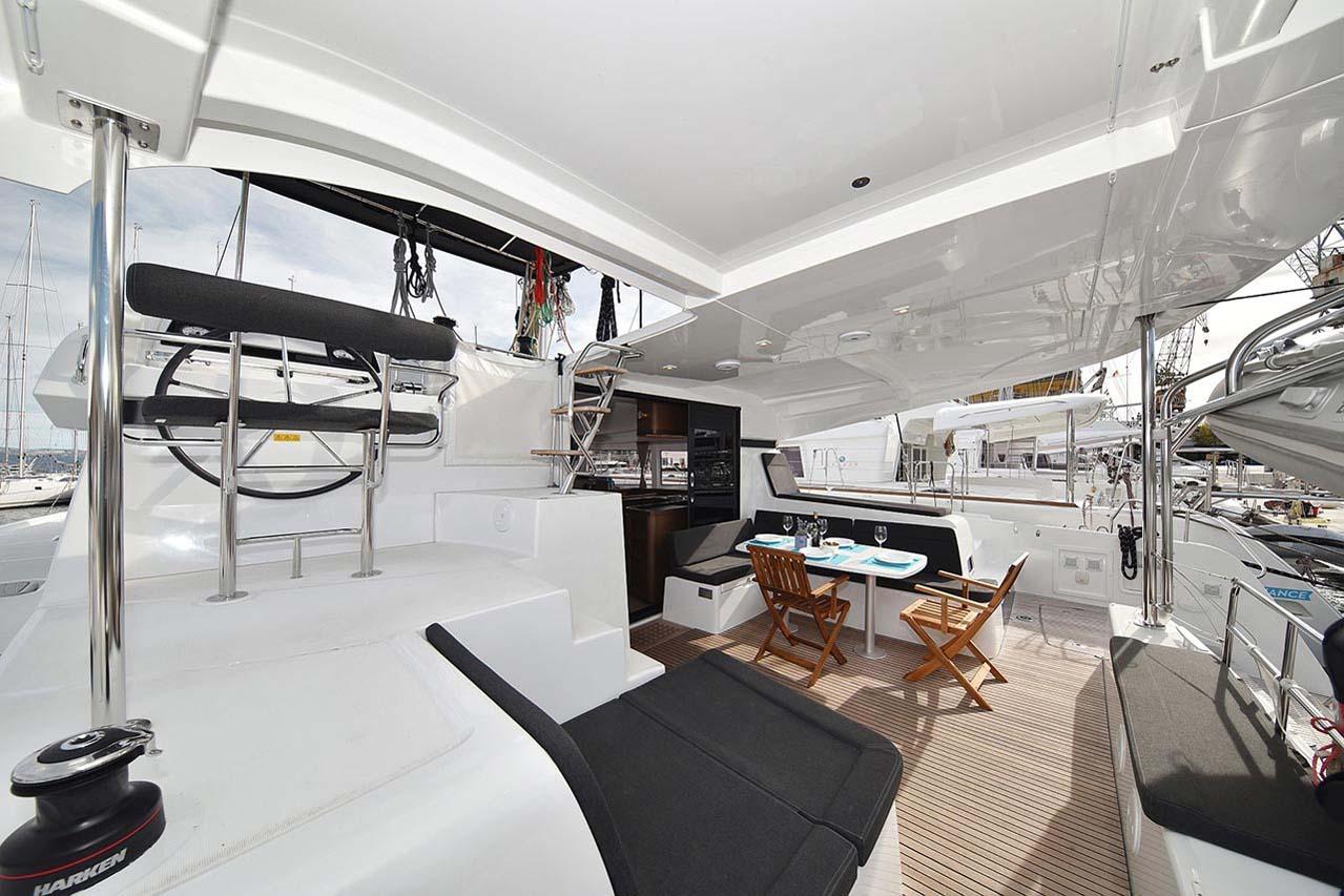 Lagoon 42 - 4 + 2 cab., picture 4