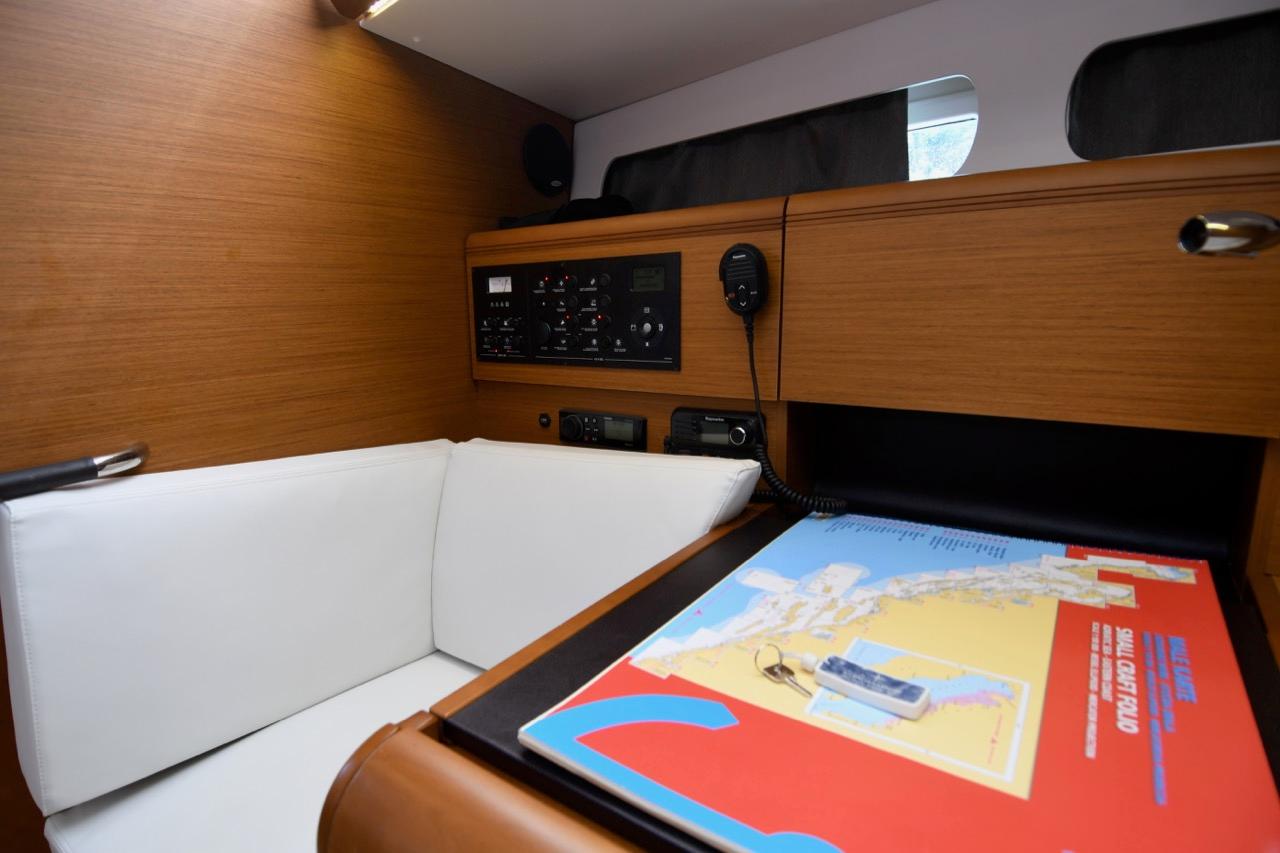 Sun Odyssey 419 - 3 cab., picture 8