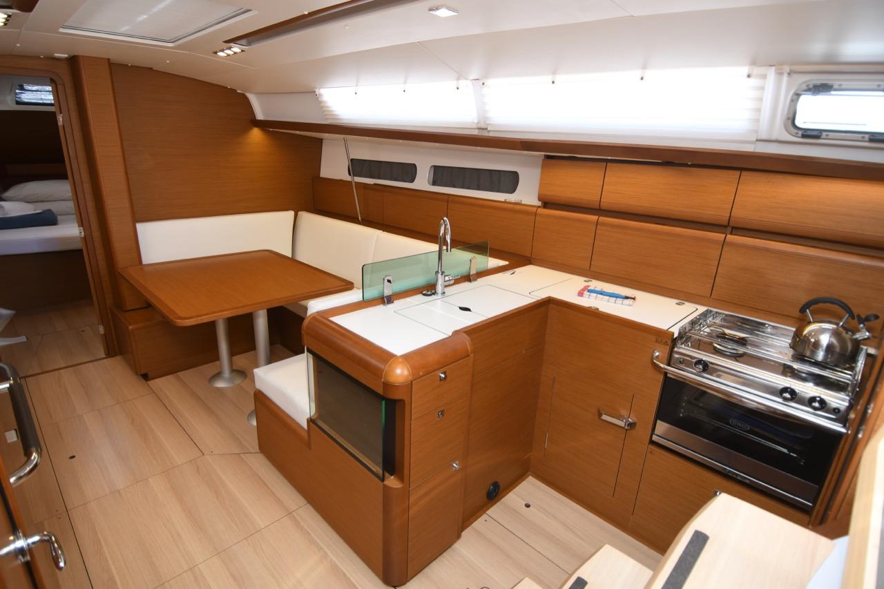 Sun Odyssey 419 - 3 cab., picture 6