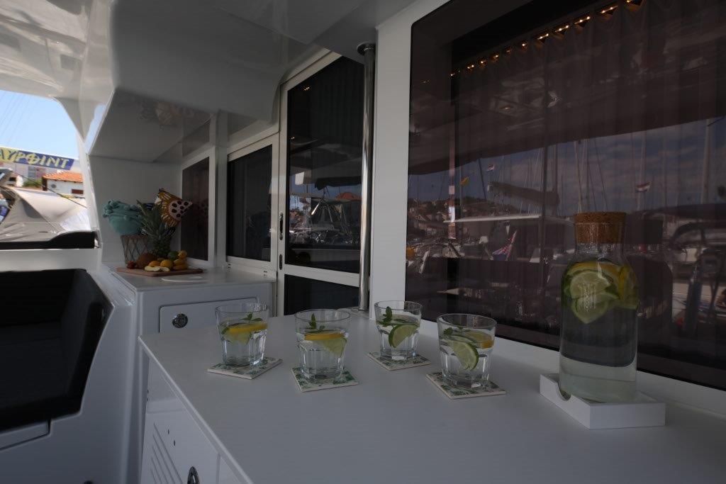 Lagoon 450 - 4 + 2 cab. - Reggae Point, picture 5