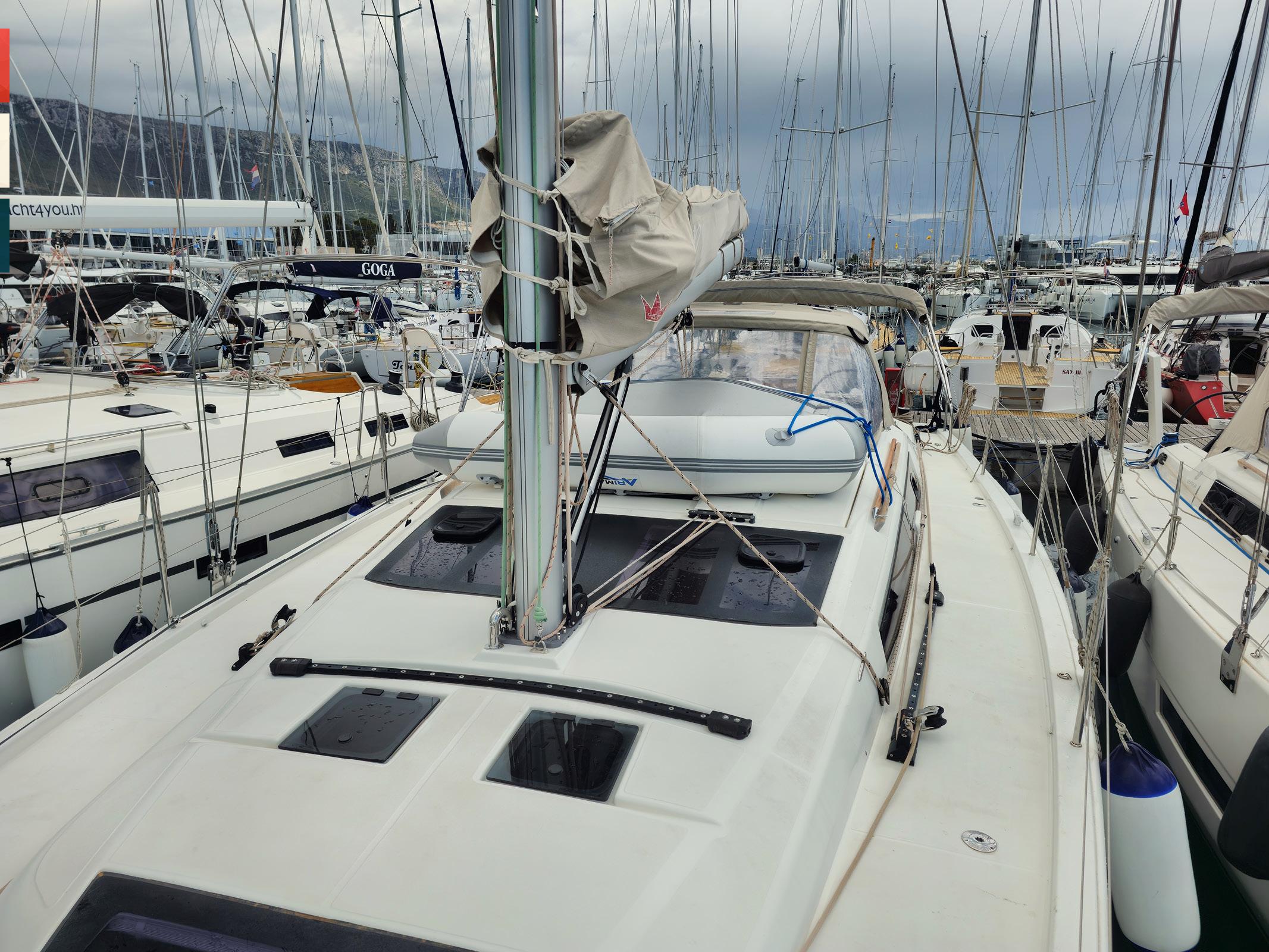 Dufour 430 GL, picture 11