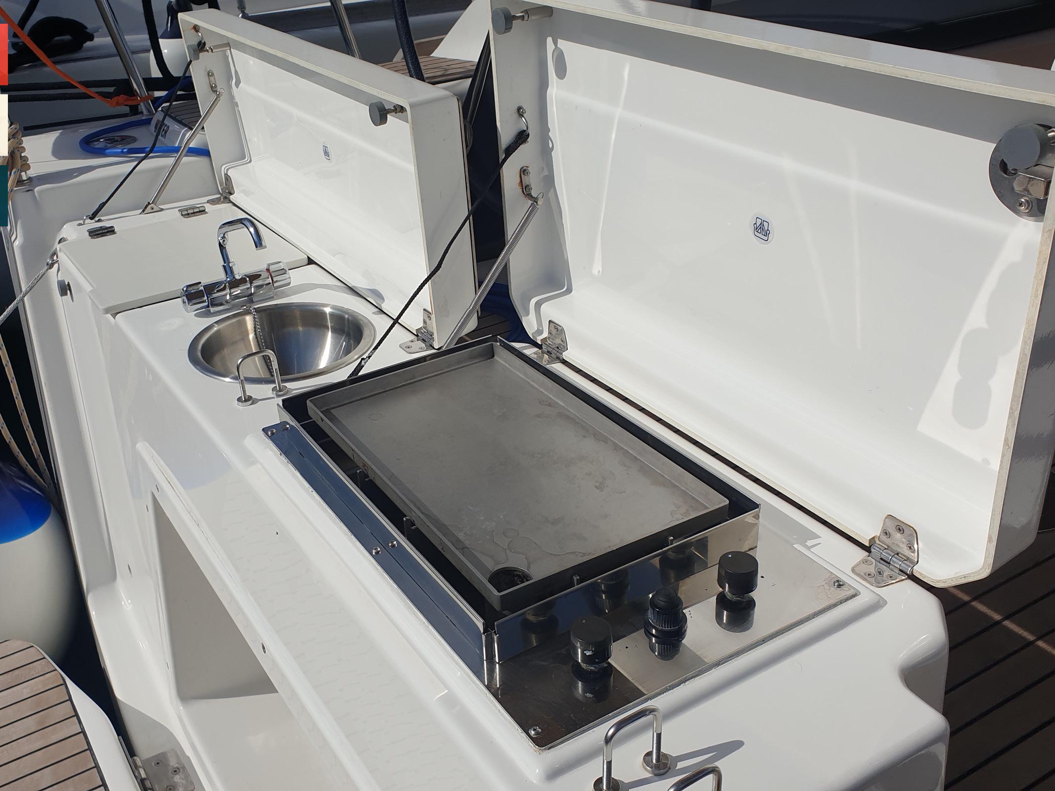 Dufour 360 GL, picture 8