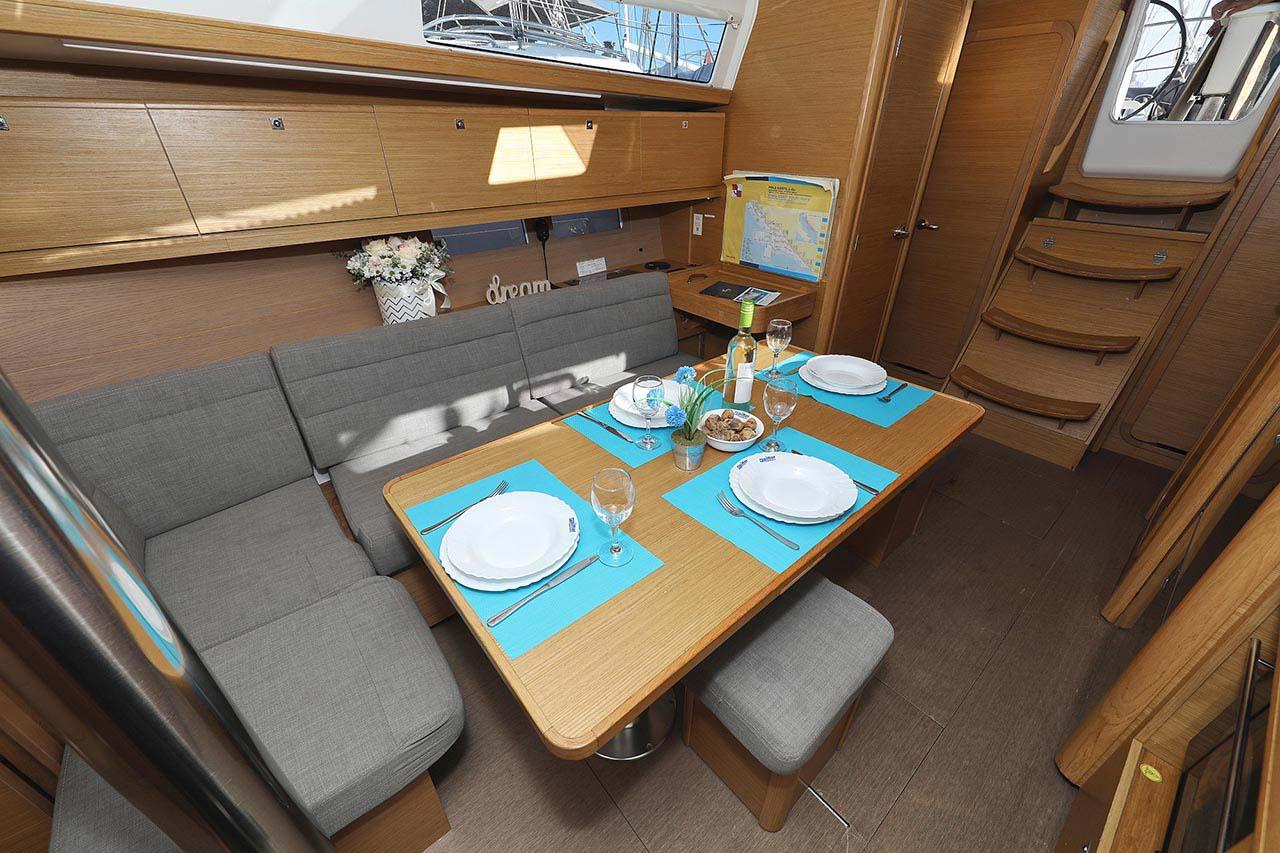 Dufour 382 GL, picture 10