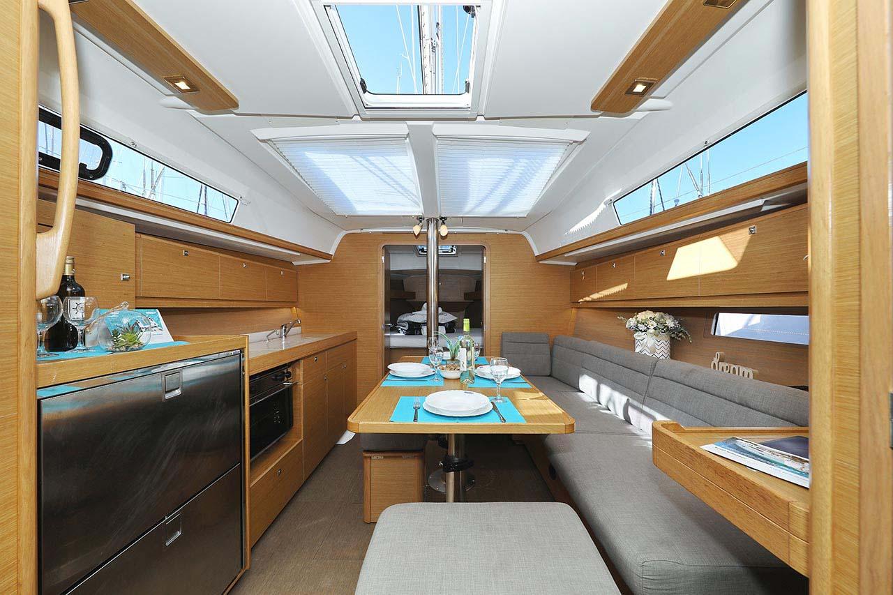 Dufour 382 GL, picture 8