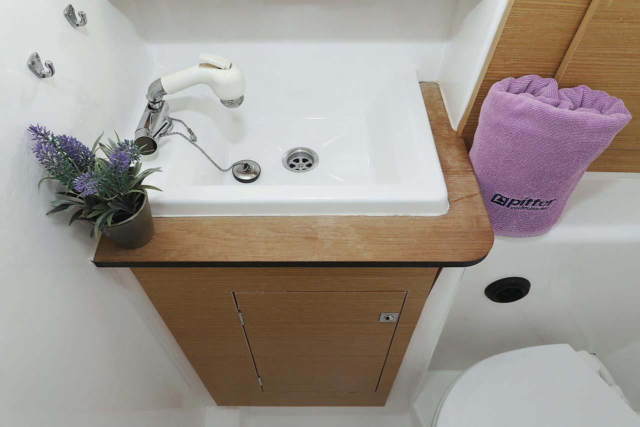 Dufour 382 GL, picture 17