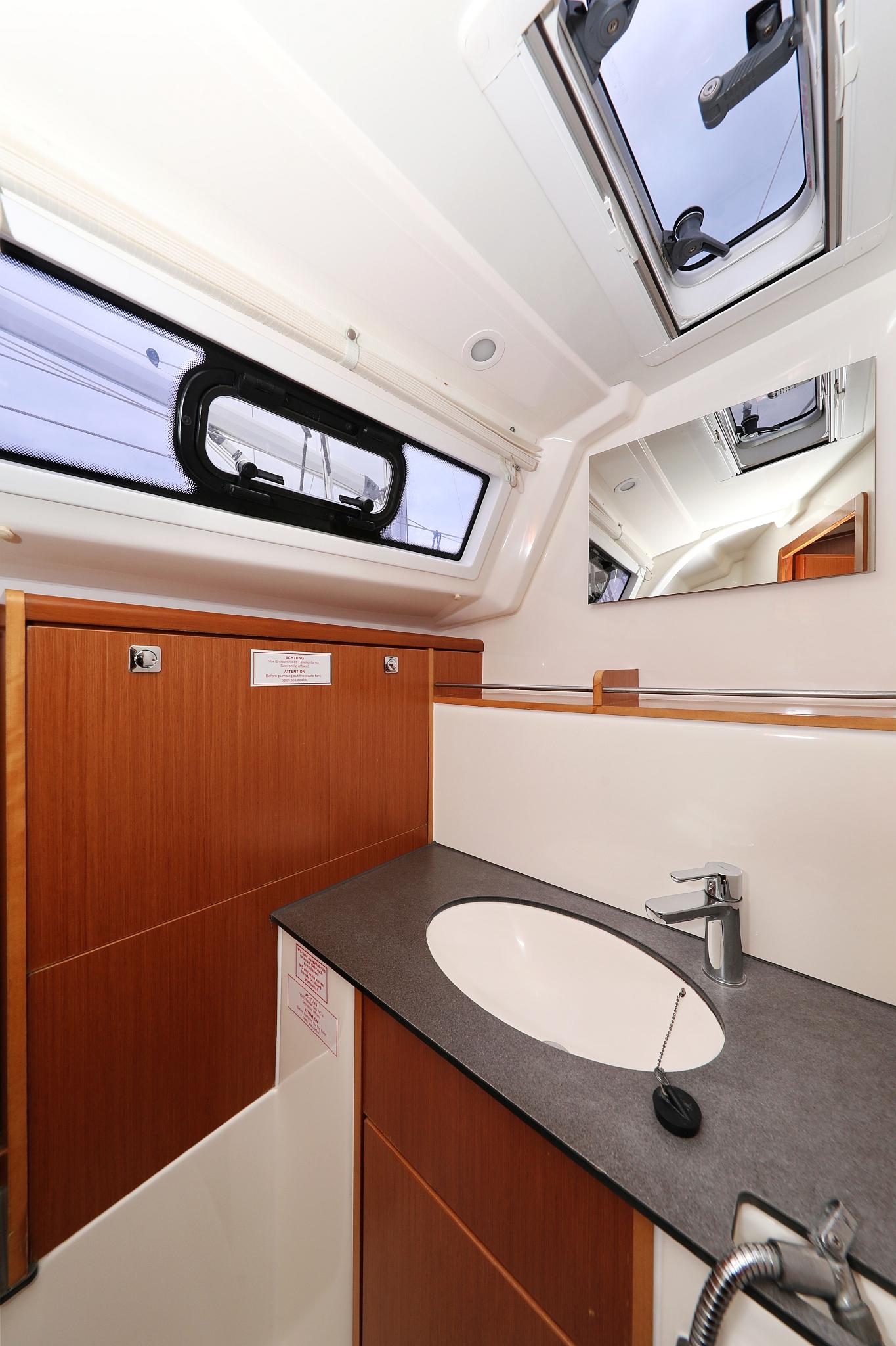 Bavaria Cruiser 37 - 3 cab., picture 35