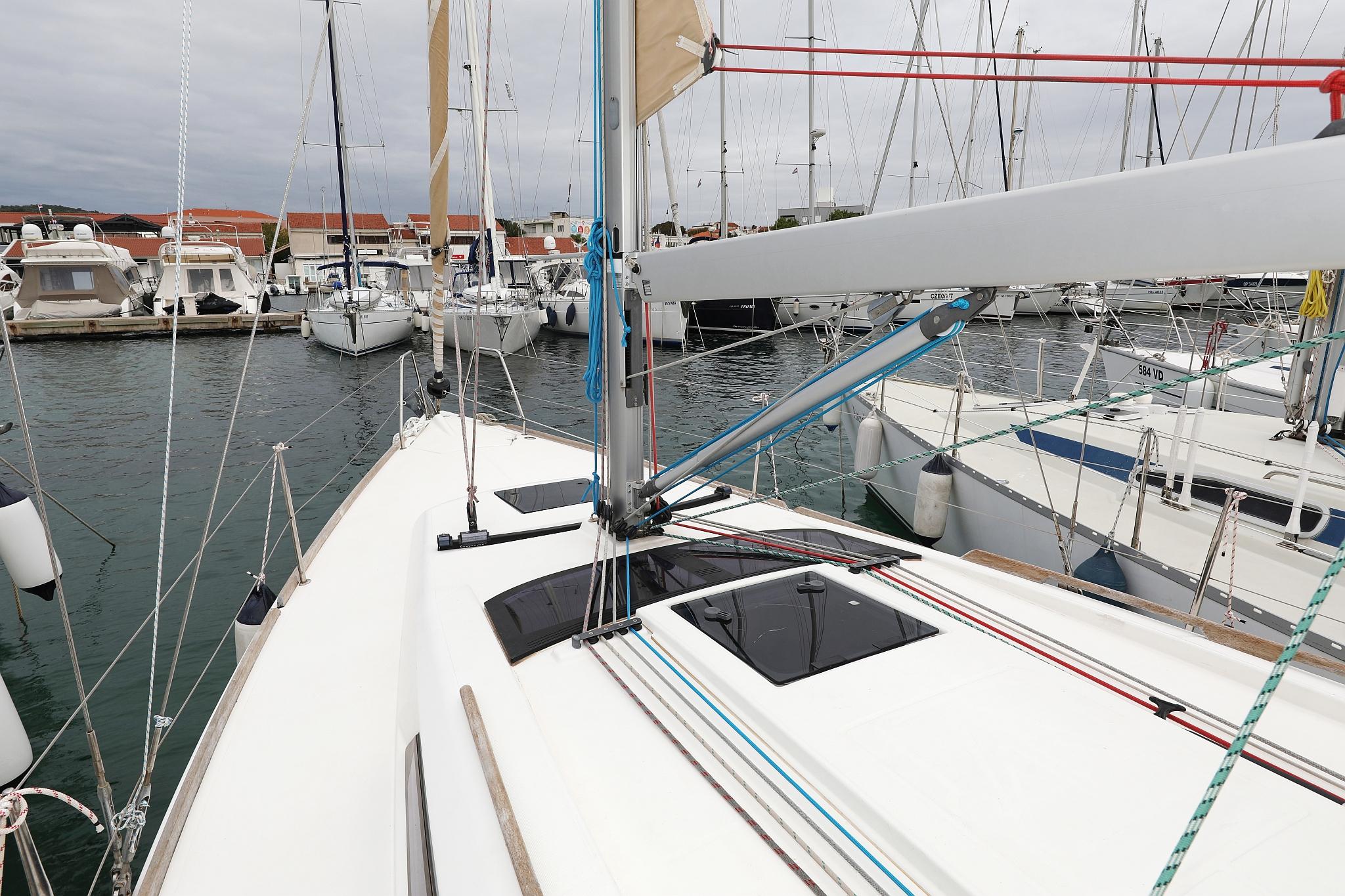 Dufour 350 GL, picture 10