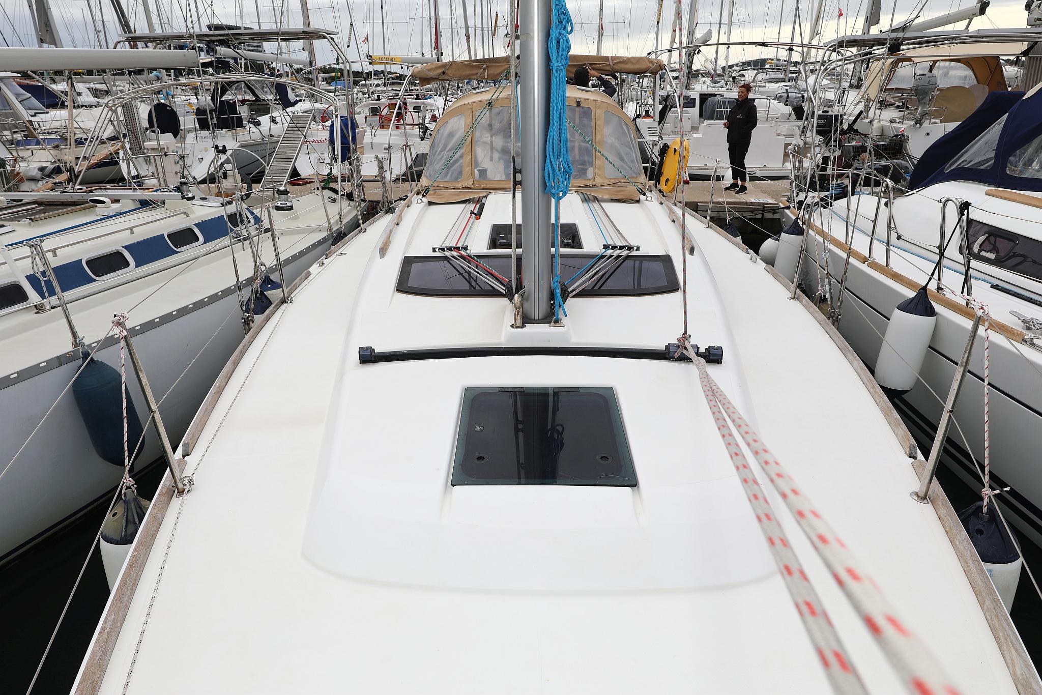 Dufour 350 GL, picture 11