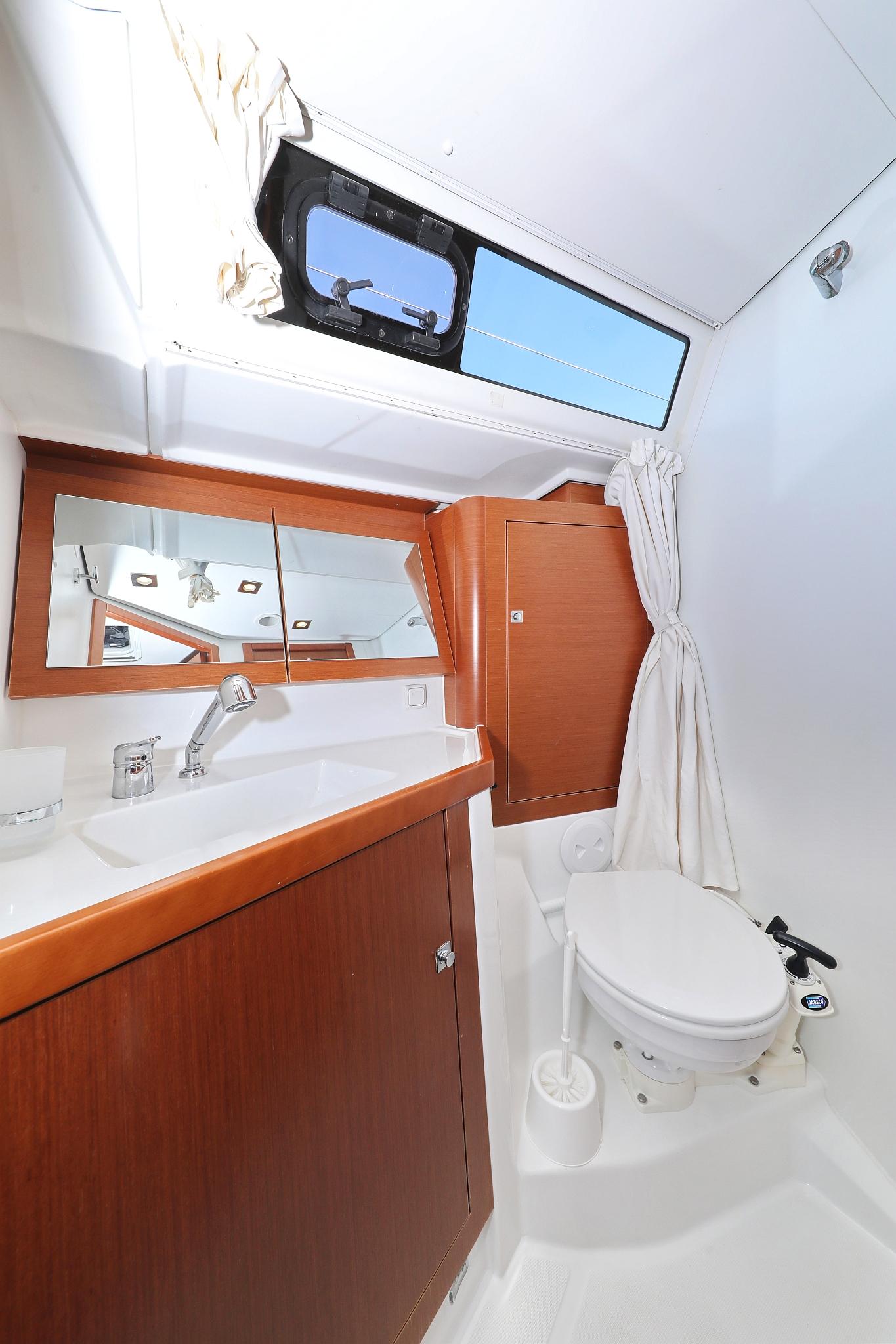 Oceanis 45 - 4 cab., picture 37