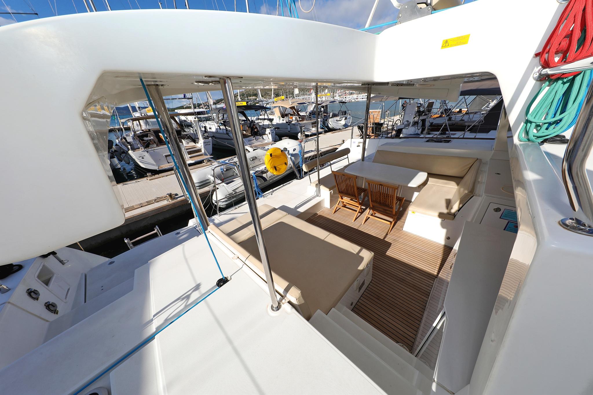 Lagoon 450 - 4 + 2 cab. - Dorka V, picture 7