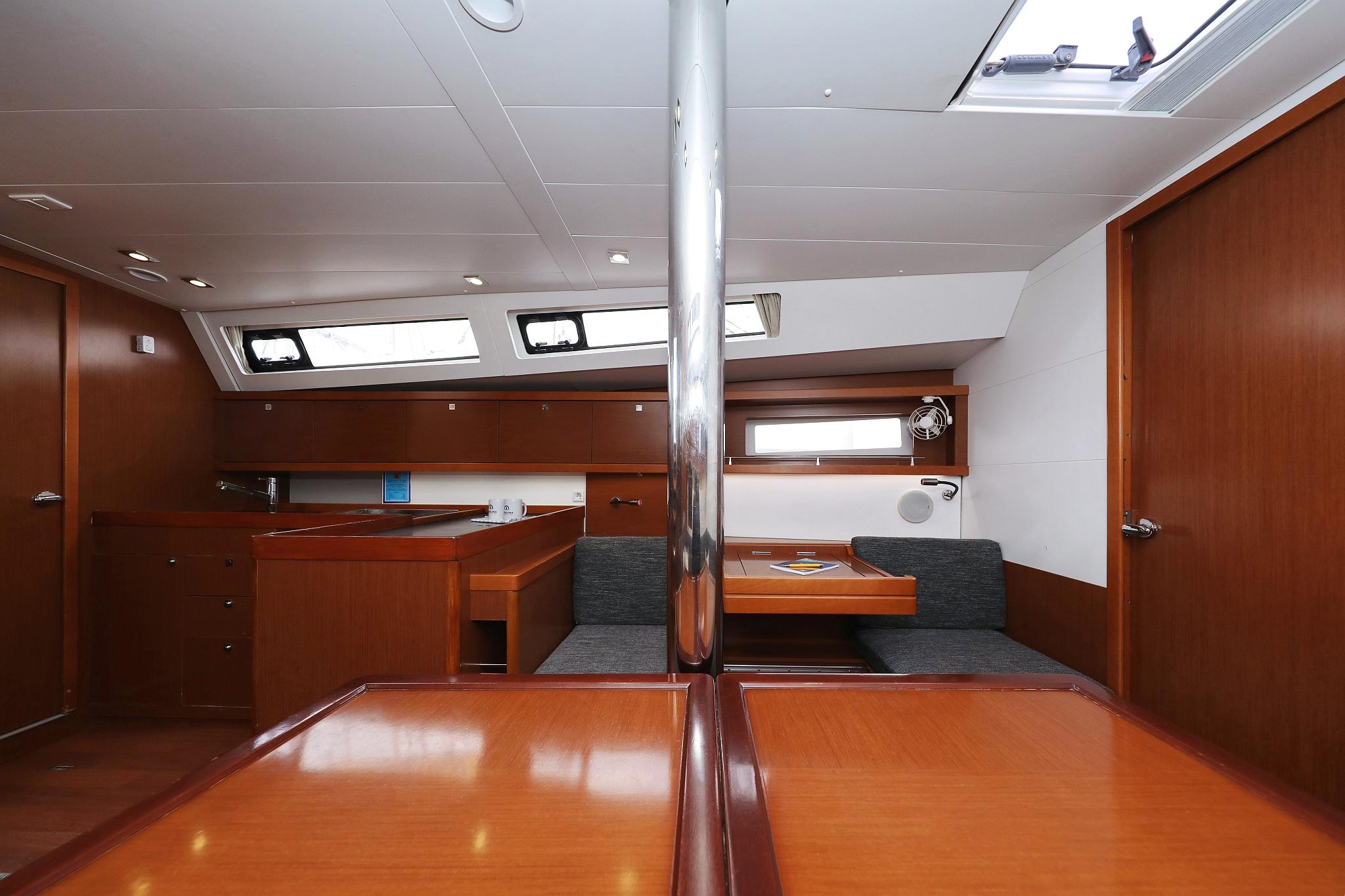 Oceanis 41, picture 22