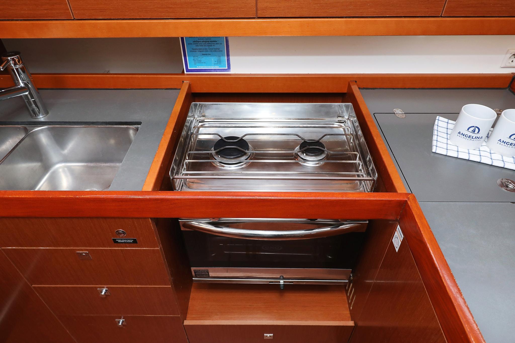 Oceanis 41, picture 18