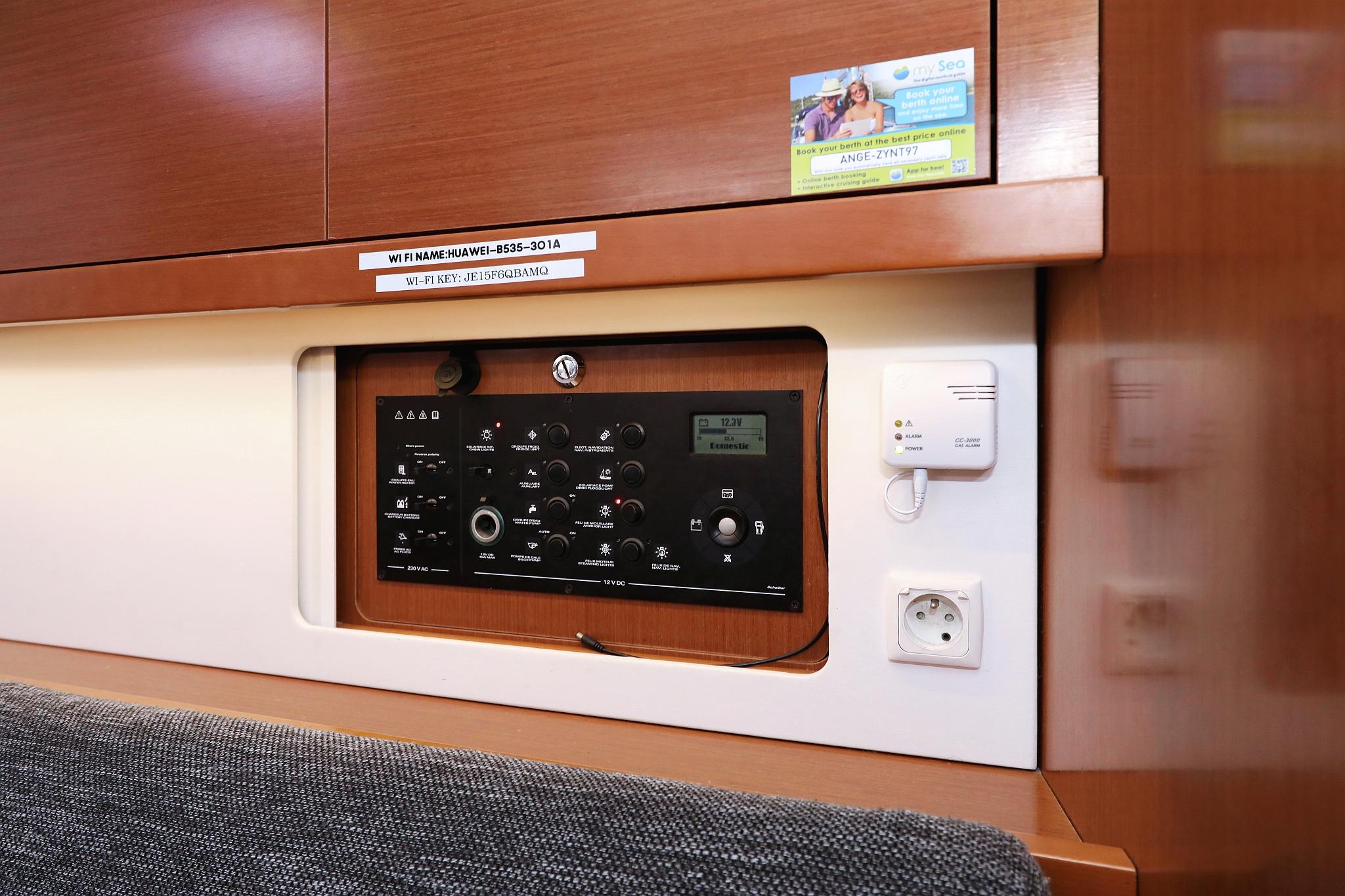 Oceanis 41, picture 43